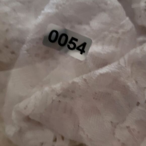 Felina (Medium) white lace bralette - Picture 8 of 8